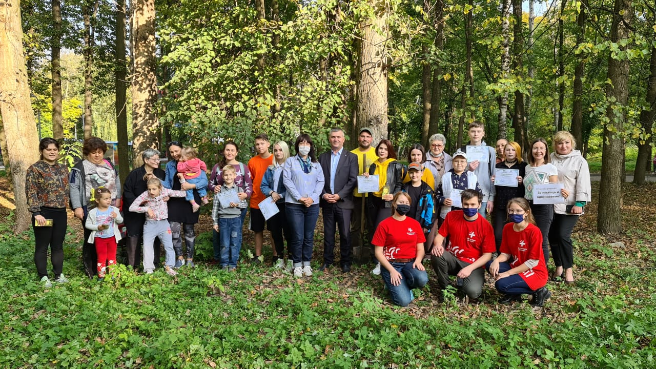 В Рязанской области активно реализуется добровольческий проект «Возрождение дубрав Рязанского края»