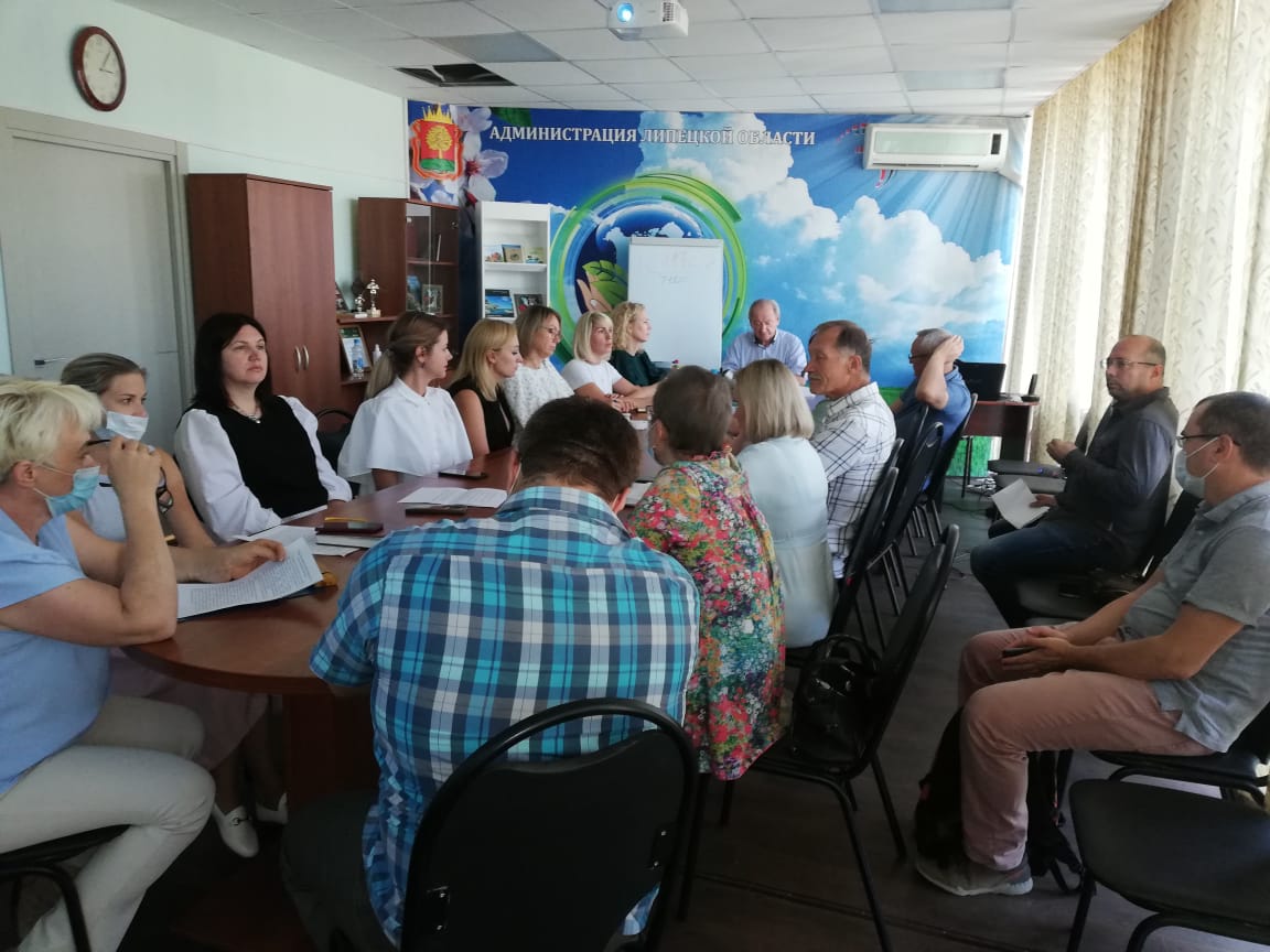 Наталия Ткаченко выступила на Общественном совете Липецкого Управления экологии и природных ресурсов