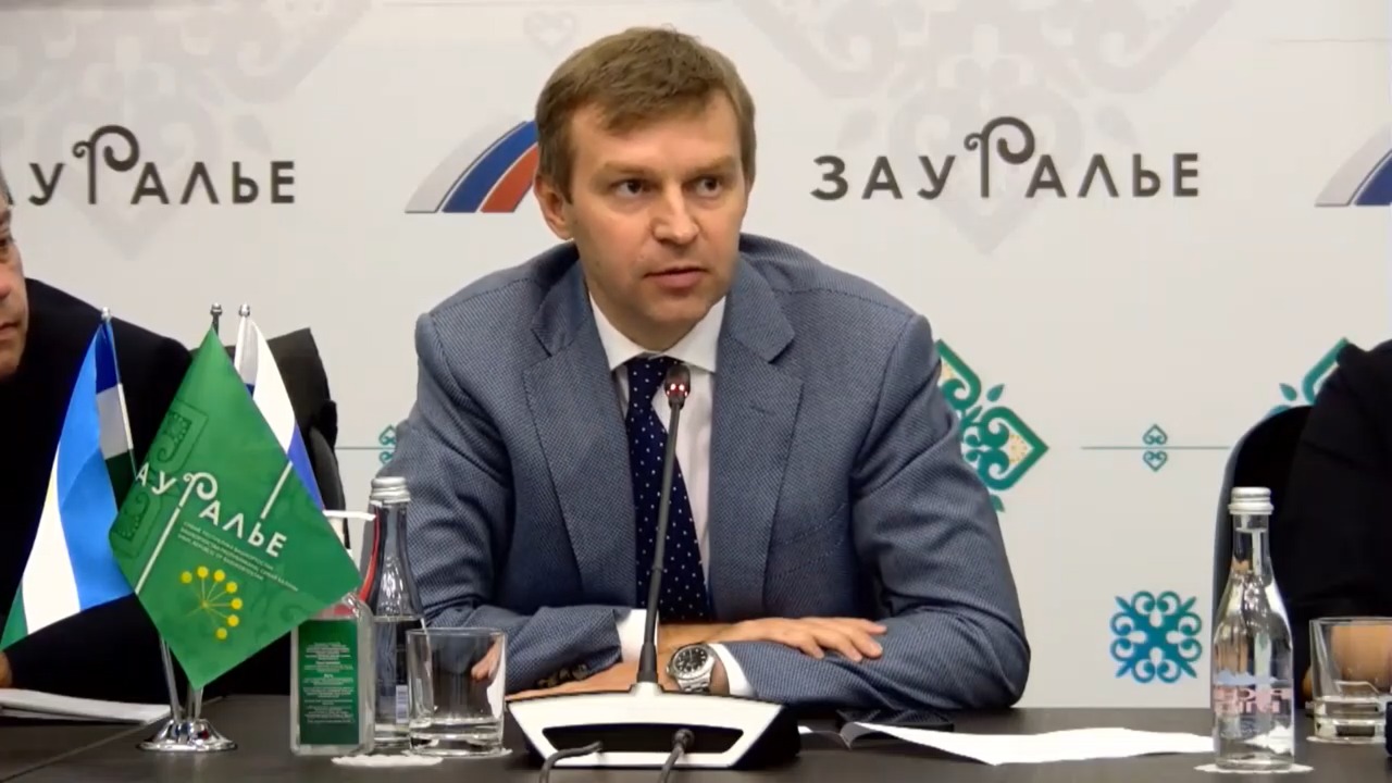 Артем Киреев выступил за возврат части средств за НВОС в муниципалитеты на природоохранные мероприятия