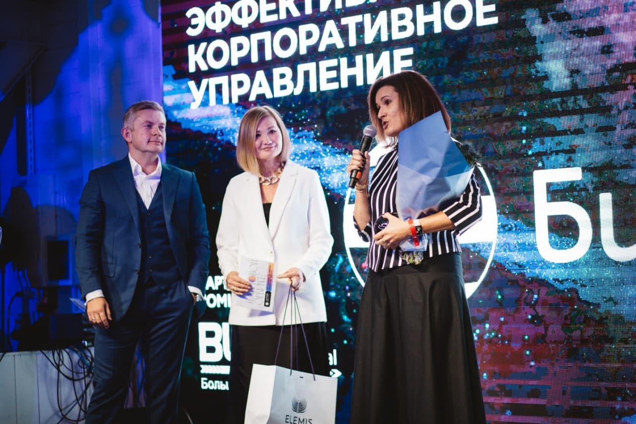 Победитель конкурса «Лучшие юридические департаменты России-2021» награжден программой обучения «Школа экологического лидера»