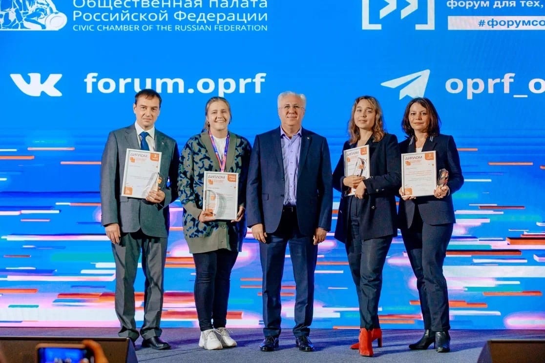 Рашид Исмаилов наградил победителей Конкурса «Создавая будущее»