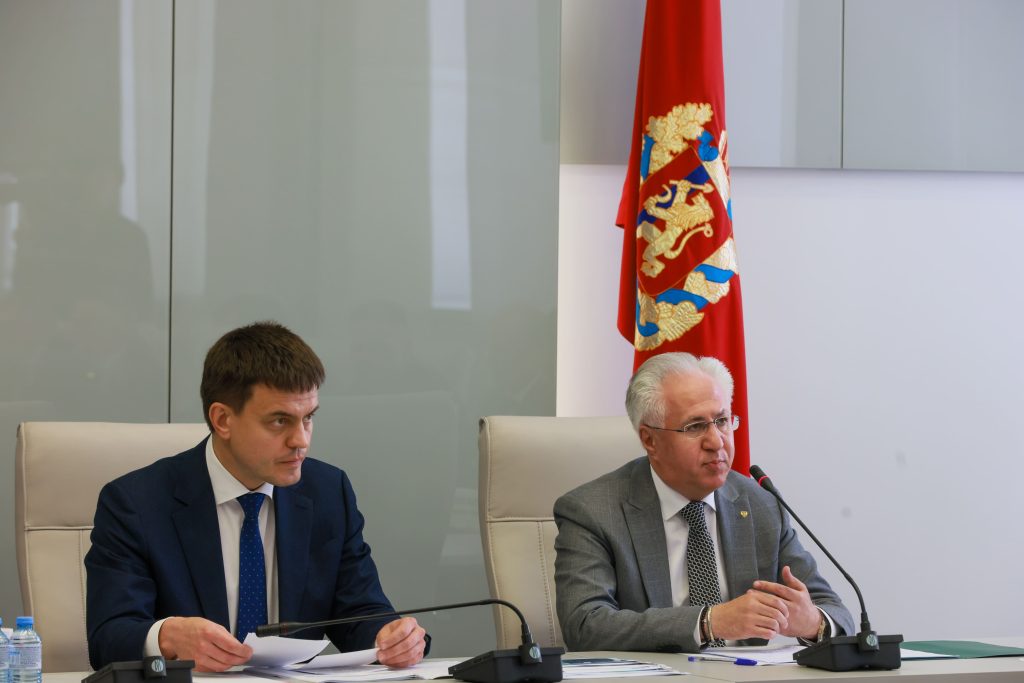 В Красноярске состоялось первое заседание Общественно-экспертного совета по вопросам экологии при Губернаторе края