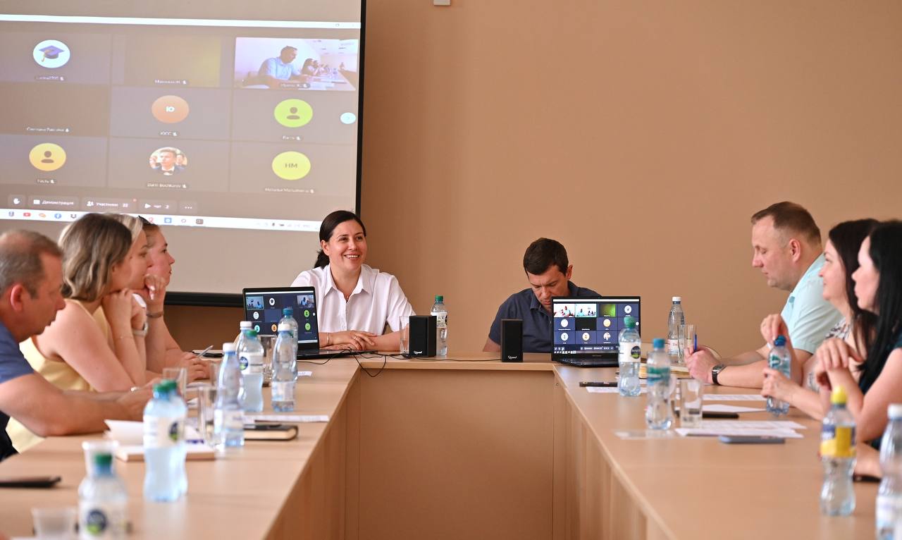 Ирина Жочкина приняла участие в круглом столе на тему «Оценка управления и оценки рисков в области охраны окружающей среды»