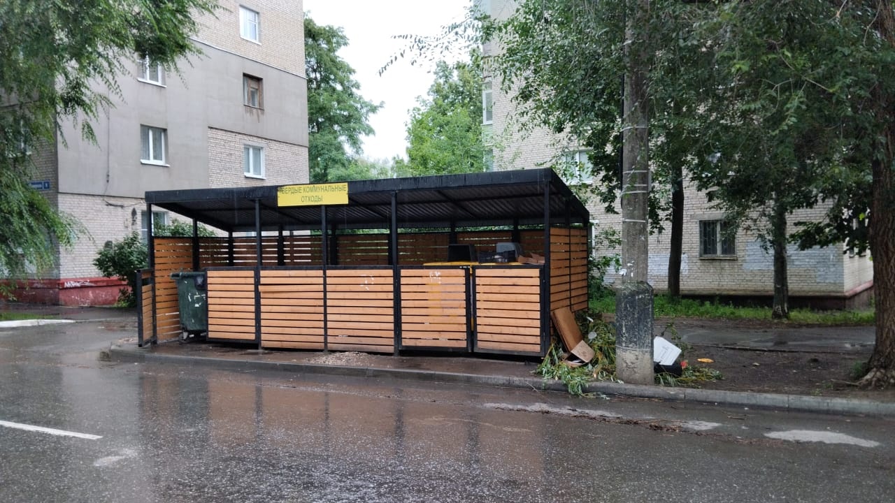 Тамбовское отделение Российского экологического общества проводит летний длительный мониторинг контейнерных площадок города Тамбов